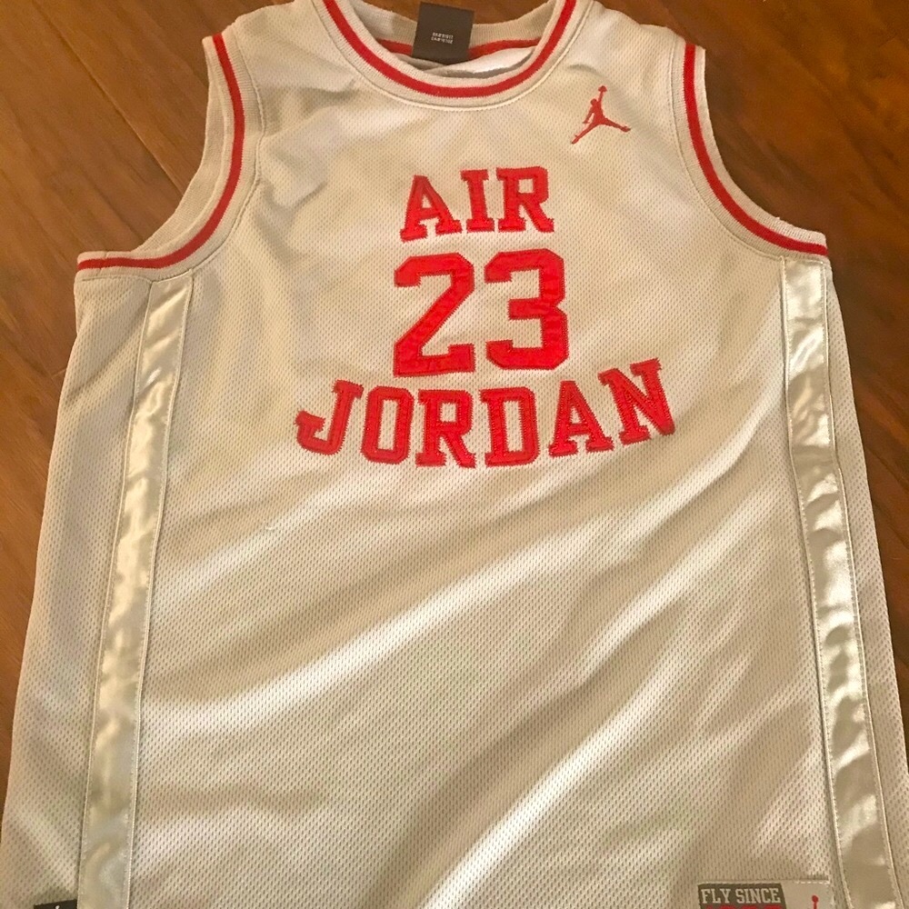Jordan jersey youth medium